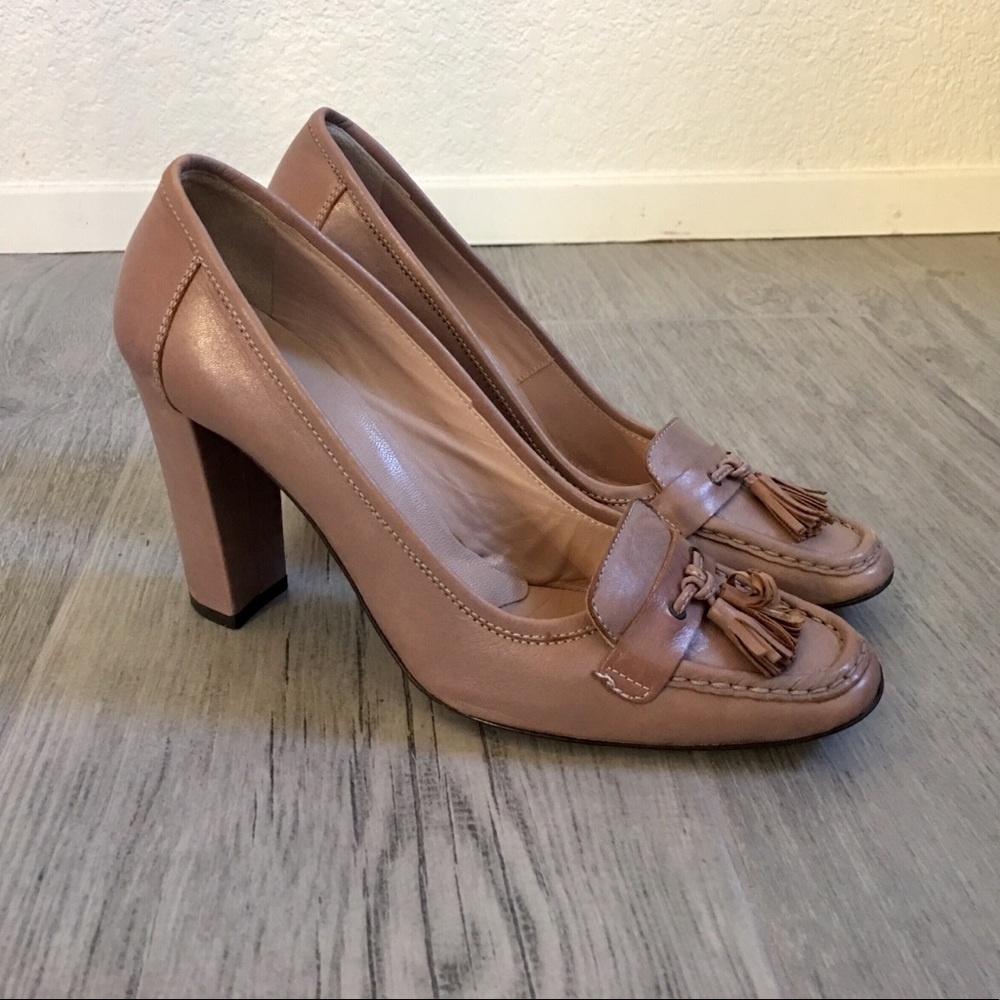 Classic Leather Pumps